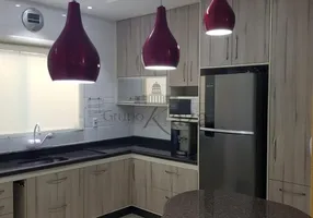 Foto 1 de Casa de Condomínio com 3 Quartos à venda, 140m² em Jardim Bela Vista, Jacareí