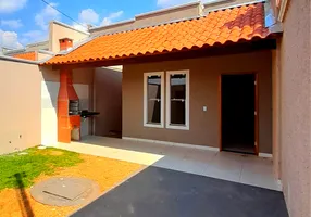 Foto 1 de Casa com 2 Quartos à venda, 82m² em Residencial Ravena, Senador Canedo