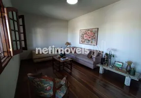 Foto 1 de Casa com 4 Quartos à venda, 213m² em Dona Clara, Belo Horizonte