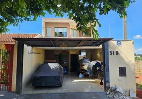 Foto 1 de Sobrado com 3 Quartos à venda, 150m² em Jardim Sao Clemente, Maringá