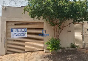 Foto 1 de Sobrado com 4 Quartos à venda, 244m² em Setor Sudoeste, Goiânia