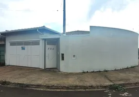 Foto 1 de Casa com 4 Quartos à venda, 232m² em Vila Esperança, Pirassununga