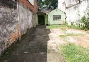 Foto 1 de Lote/Terreno com 1 Quarto à venda, 180m² em Móoca, São Paulo