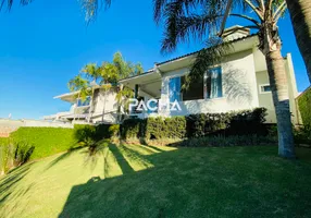 Foto 1 de Casa com 3 Quartos para alugar, 294m² em Água Verde, Jaraguá do Sul