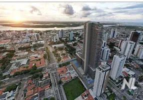 Foto 1 de Apartamento com 4 Quartos à venda, 229m² em Petrópolis, Natal