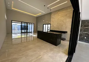 Foto 1 de Casa com 3 Quartos à venda, 190m² em Conjunto Riviera, Goiânia