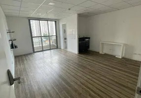 Foto 1 de Sala Comercial à venda, 37m² em Vila Cordeiro, São Paulo