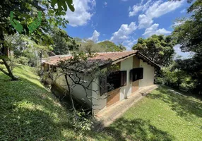 Foto 1 de Fazenda/Sítio com 4 Quartos à venda, 210m² em Jardim Colibri, Cotia