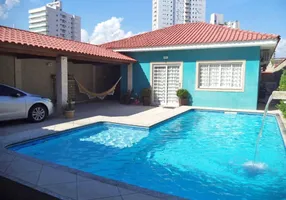 Foto 1 de Casa com 3 Quartos à venda, 418m² em Vila Guilhermina, Praia Grande