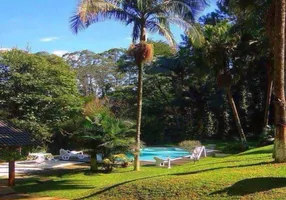 Foto 1 de Fazenda/Sítio com 5 Quartos à venda, 600m² em Chácara do Refugio, Carapicuíba