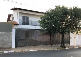 Foto 1 de Sobrado com 5 Quartos à venda, 340m² em Jardim Santa Angelina, Araraquara