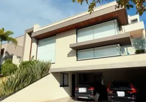 Foto 1 de Casa de Condomínio com 4 Quartos para venda ou aluguel, 369m² em Alphaville, Santana de Parnaíba