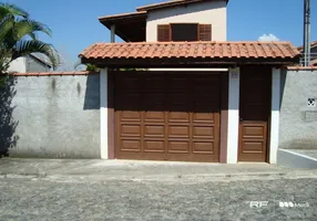Foto 1 de Fazenda/Sítio com 4 Quartos à venda, 850m² em Centro, Guararema