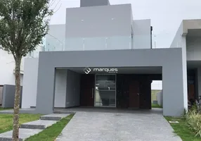 Foto 1 de Sobrado com 4 Quartos à venda, 235m² em Laranjal, Pelotas