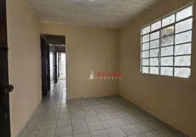 Foto 1 de Casa com 2 Quartos à venda, 140m² em Jardim São Roberto, Guarulhos