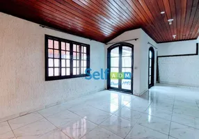 Foto 1 de Casa com 2 Quartos para alugar, 80m² em Engenhoca, Niterói