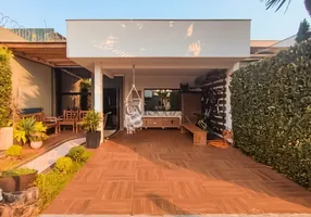 Foto 1 de Casa de Condomínio com 3 Quartos à venda, 128m² em Jardim Burle Marx, Londrina