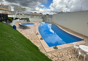 Foto 1 de Casa de Condomínio com 3 Quartos para alugar, 159m² em Popular, Cuiabá