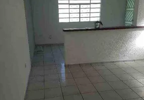 Foto 1 de Casa com 2 Quartos à venda, 60m² em Jardim Santa Marina, Jacareí