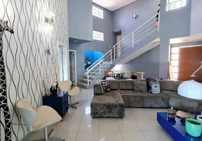 Foto 1 de Casa com 3 Quartos à venda, 120m² em Indaiá, Caraguatatuba