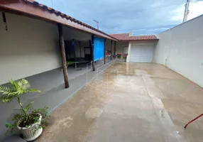 Foto 1 de Casa com 1 Quarto para alugar, 320m² em Vila Ivan, Jaú