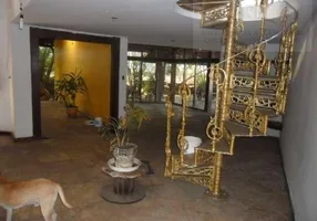 Foto 1 de Imóvel Comercial com 4 Quartos para alugar, 400m² em Itapuã, Salvador
