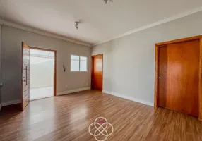 Foto 1 de Casa com 3 Quartos para alugar, 106m² em Vila Municipal, Jundiaí