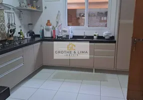 Foto 1 de Casa de Condomínio com 3 Quartos para venda ou aluguel, 120m² em Areao, Taubaté