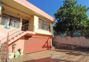 Foto 1 de Casa com 4 Quartos à venda, 280m² em Bom Jesus, Porto Alegre