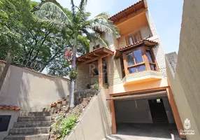 Foto 1 de Casa com 3 Quartos à venda, 355m² em Bom Jesus, Porto Alegre