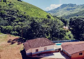 Foto 1 de Fazenda/Sítio com 3 Quartos à venda, 48000m² em Zona Rural, Delfim Moreira