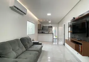 Foto 1 de Casa de Condomínio com 2 Quartos à venda, 115m² em Marabaixo, Macapá