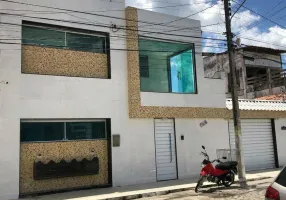 Foto 1 de Casa com 6 Quartos à venda, 398m² em , Bezerros