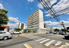 Foto 1 de Apartamento com 3 Quartos à venda, 131m² em Jardim Nasralla, Bauru