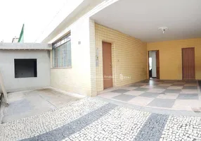Foto 1 de Casa com 3 Quartos à venda, 133m² em Santa Catarina, Juiz de Fora