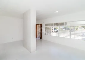 Foto 1 de Casa com 4 Quartos à venda, 228m² em Jardim Lindóia, Porto Alegre