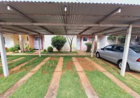 Foto 1 de Casa de Condomínio com 2 Quartos para alugar, 57m² em Jardim Ipanema, São Carlos