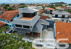 Foto 1 de Sobrado com 5 Quartos à venda, 125m² em Centro, Balneário Barra do Sul