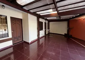 Foto 1 de Casa com 3 Quartos à venda, 178m² em Jardim Bela Vista, Santo André