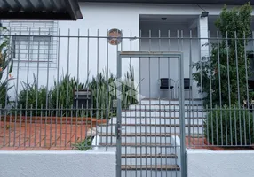 Foto 1 de Casa com 4 Quartos à venda, 174m² em Jardim Itú Sabará, Porto Alegre