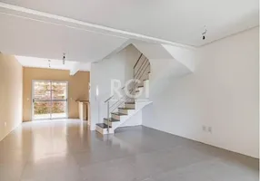 Foto 1 de Casa com 3 Quartos à venda, 177m² em Aberta dos Morros, Porto Alegre