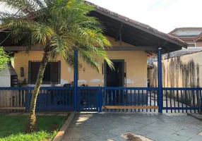 Foto 1 de Casa com 3 Quartos à venda, 250m² em Perequê-Açu, Ubatuba
