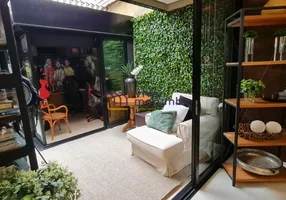 Foto 1 de Casa com 4 Quartos para venda ou aluguel, 330m² em Morumbi, São Paulo