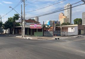 Foto 1 de Sobrado com 6 Quartos à venda, 200m² em Setor Central, Goiânia