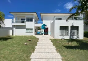 Foto 1 de Casa com 4 Quartos à venda, 650m² em Busca-Vida, Camaçari