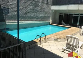 Foto 1 de Sobrado com 3 Quartos à venda, 350m² em Água Rasa, São Paulo