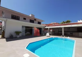 Foto 1 de Casa de Condomínio com 5 Quartos para alugar, 415m² em Fazenda, Itajaí