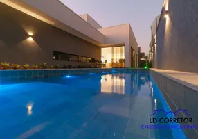 Foto 1 de Casa de Condomínio com 4 Quartos à venda, 660m² em Residencial Goiânia Golfe Clube, Goiânia