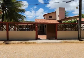 Foto 1 de Casa com 5 Quartos à venda, 243m² em PRAIA DO PRESIDIO, Aquiraz