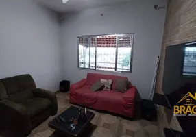 Foto 1 de Casa com 3 Quartos à venda, 420m² em Brás de Pina, Rio de Janeiro